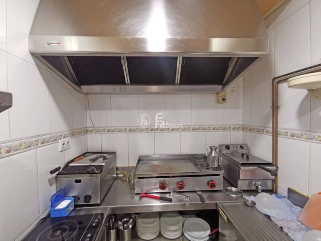 Kaupallinen myytävänä paikassa Lleida kaupunki - 96 000 € (Ref: 9443737)