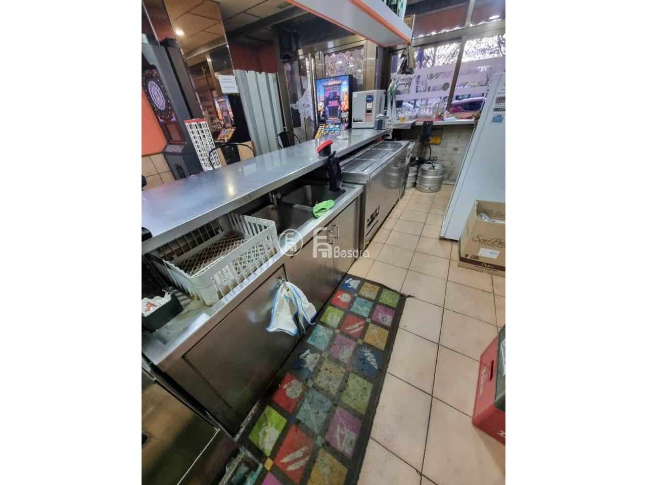 Kaupallinen myytävänä paikassa Lleida kaupunki - 96 000 € (Ref: 9443737)