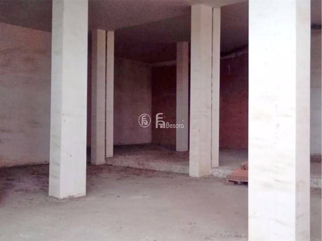 Commercial for sale in Lleida city - € 100,000 (Ref: 9443745)