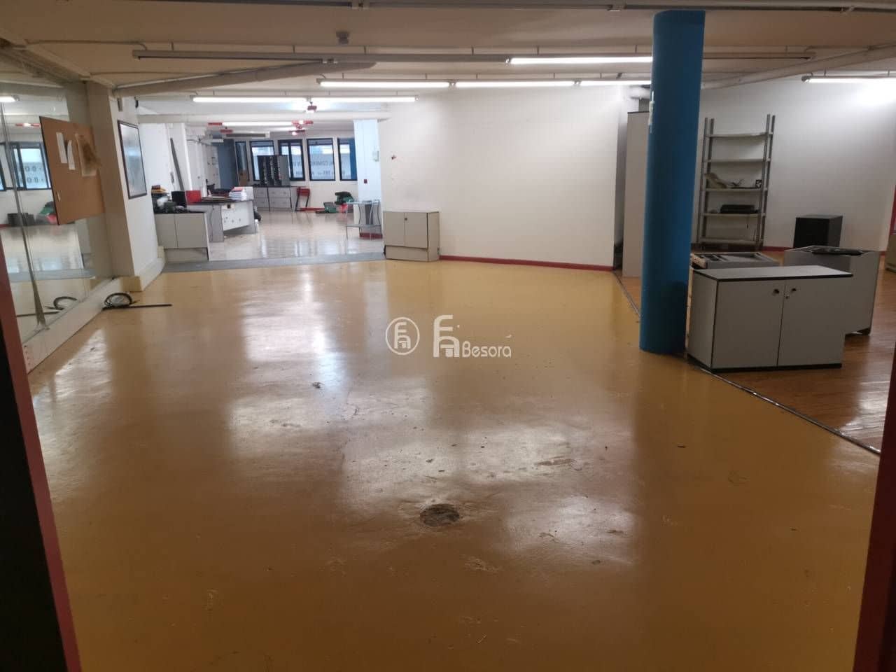 Komercyjne na sprzedaż w Miasto Lleida - 500 000 € (Ref: 9443746)