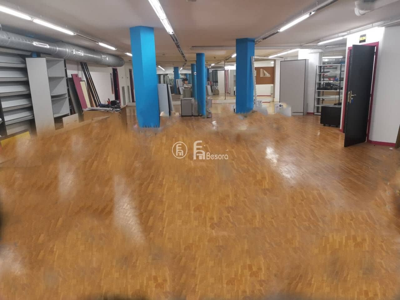 Commercial for rent in Lleida city - € 1,500 (Ref: 9443747)