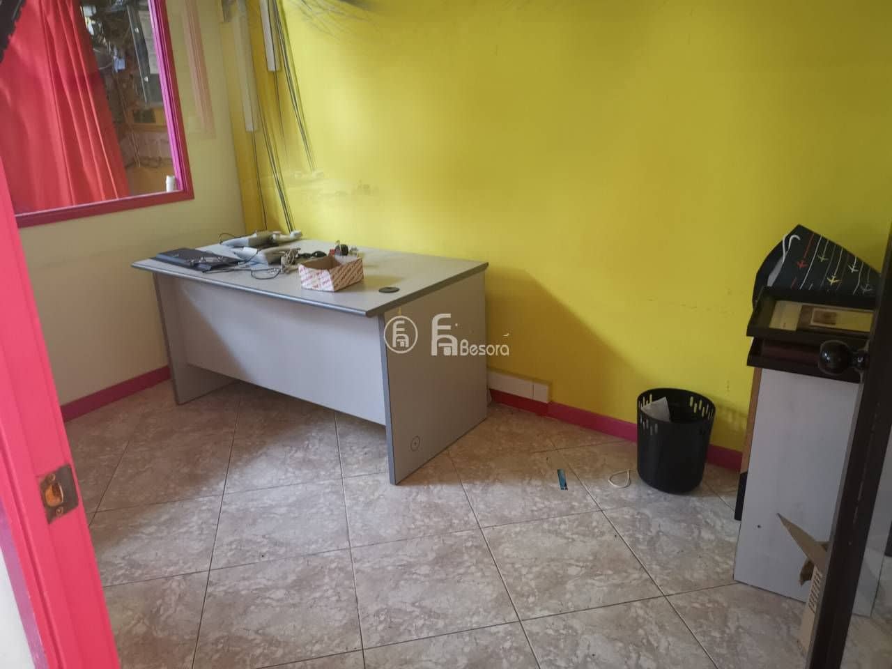 Commercial for rent in Lleida city - € 1,500 (Ref: 9443747)