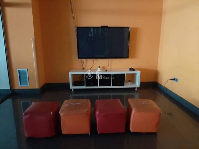 Komercyjne na sprzedaż w Miasto Lleida - 200 000 € (Ref: 9443748)