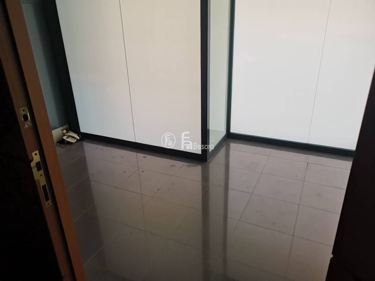 Komercyjne na sprzedaż w Miasto Lleida - 200 000 € (Ref: 9443748)