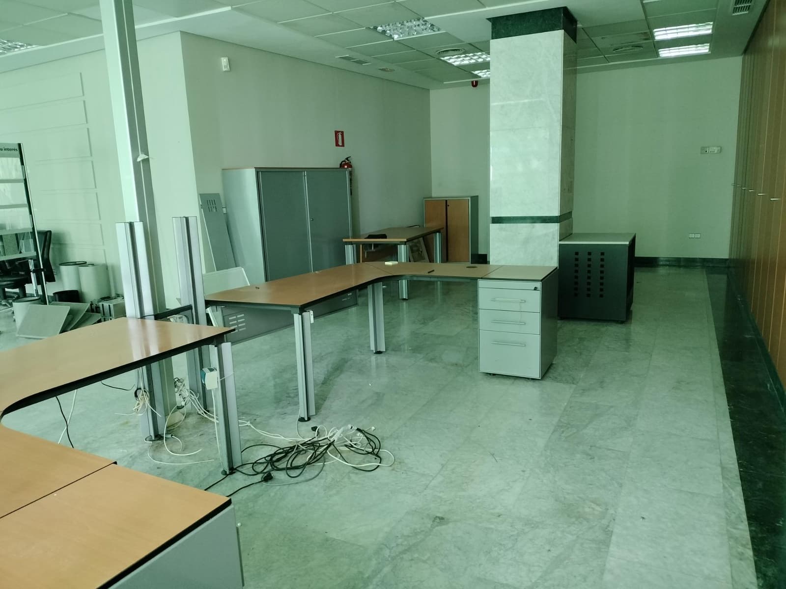 Commercial for sale in Huelva city - € 373,500 (Ref: 9443539)