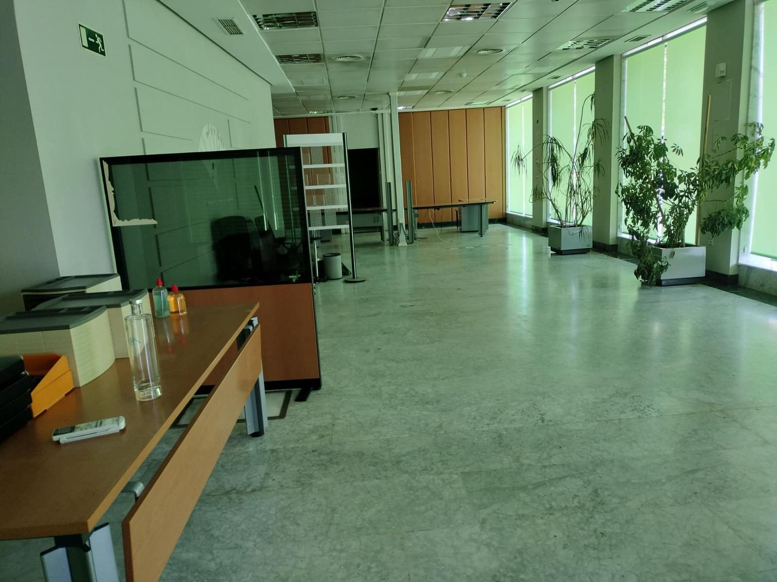 Commercial for sale in Huelva city - € 373,500 (Ref: 9443539)