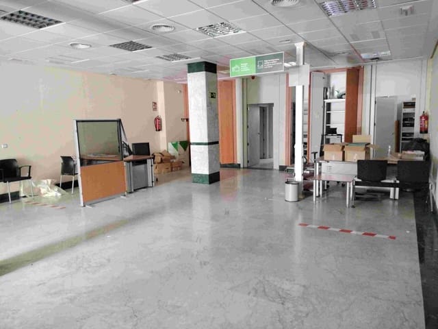 Commerciale in vendita in Huelva città - 376.100 € (Rif: 9443540)