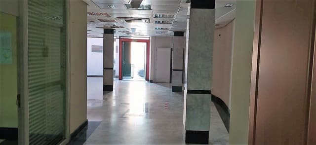 Commercieel te koop in San Juan del Puerto - € 156.000 (Ref: 9443544)