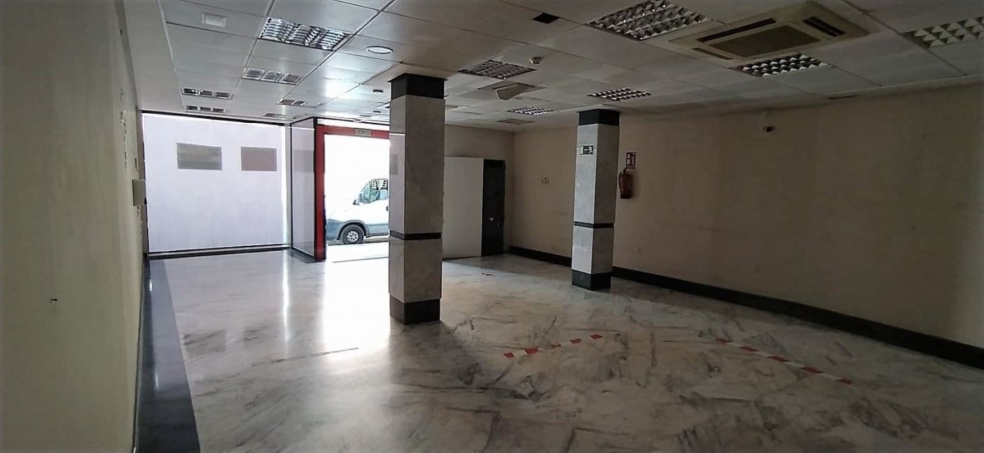 Kommersiell til salgs i San Juan del Puerto - € 156 000 (Ref: 9443544)