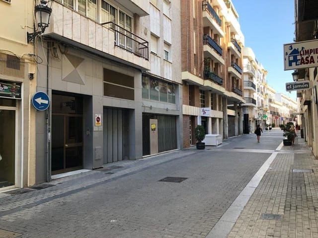 Commercieel te koop in Huelva stad - € 241.700 (Ref: 9443545)