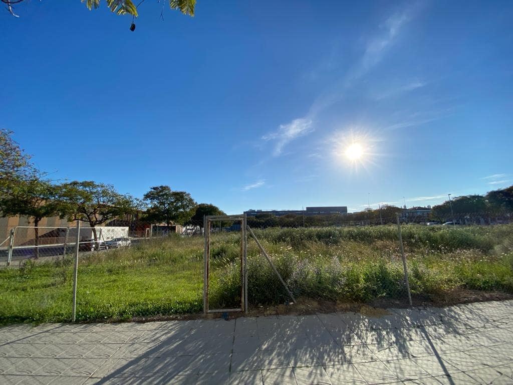 Terrain à Bâtir à vendre à Huelva ville - 2 500 000 € (Ref: 9443546)