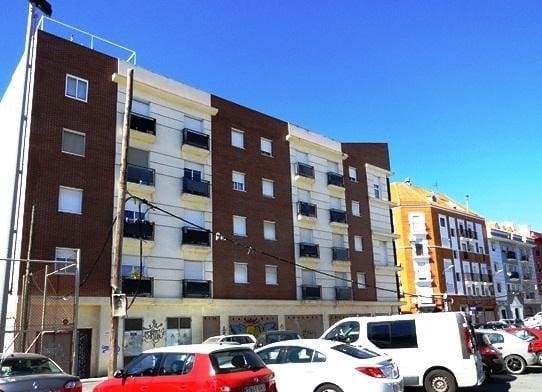 Garage for sale in Huelva city - € 11,000 (Ref: 9443553)