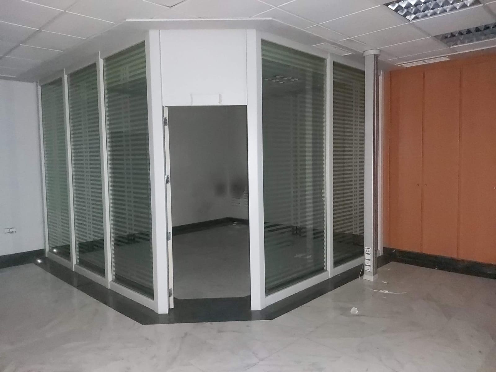 Commercieel te koop in Huelva stad - € 321.500 (Ref: 9443554)