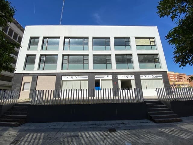 Garaje en Huelva ciudad en venta - 2.600.000 € (Ref: 9443558)