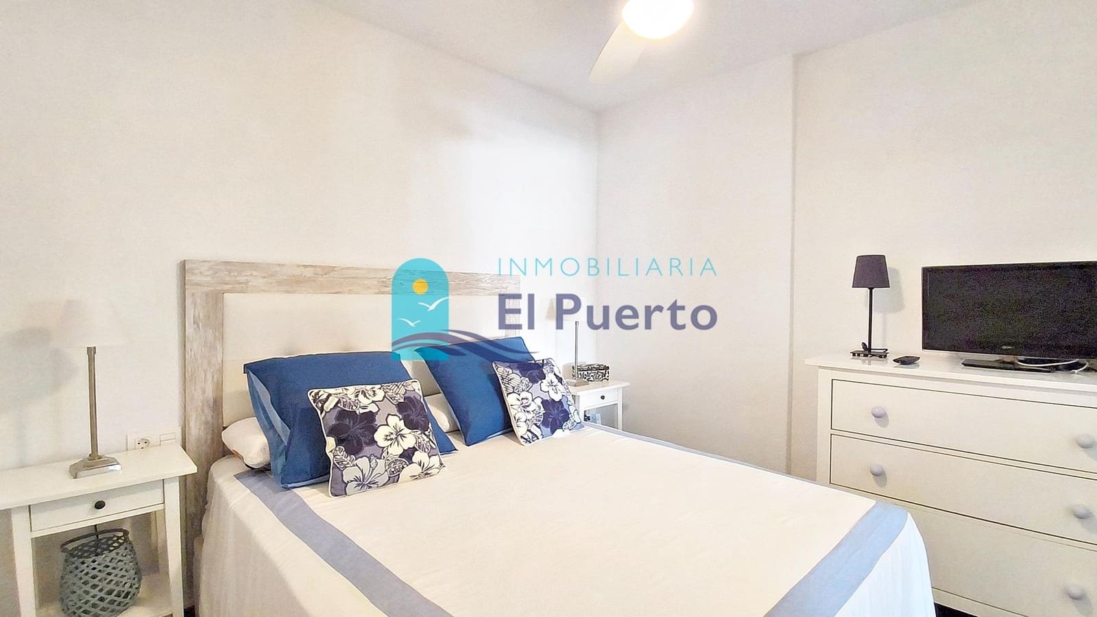 2 bedroom Apartment for sale in Puerto de Mazarron with pool - € 315,000 (Ref: 10017598)