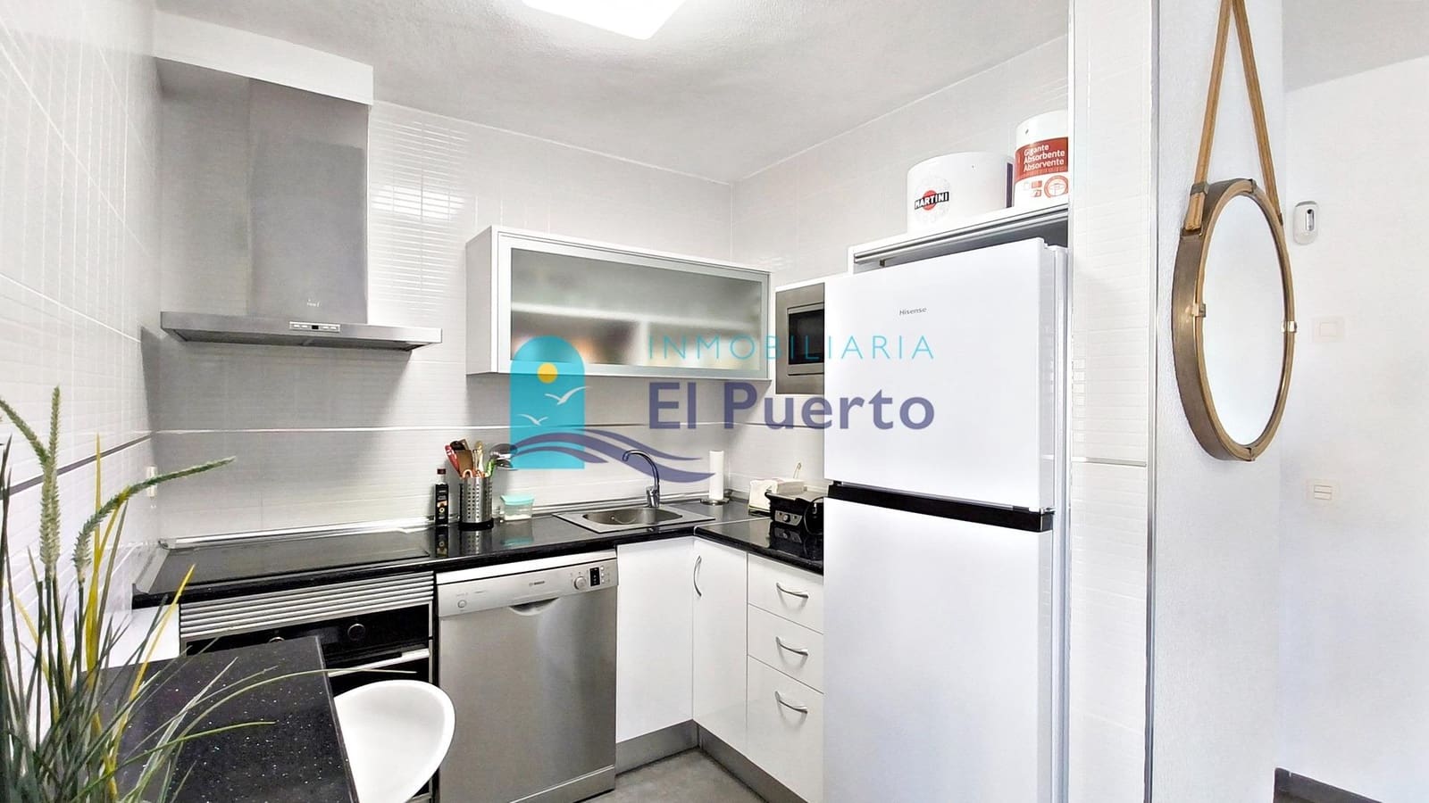 2 bedroom Apartment for sale in Puerto de Mazarron with pool - € 315,000 (Ref: 10017598)