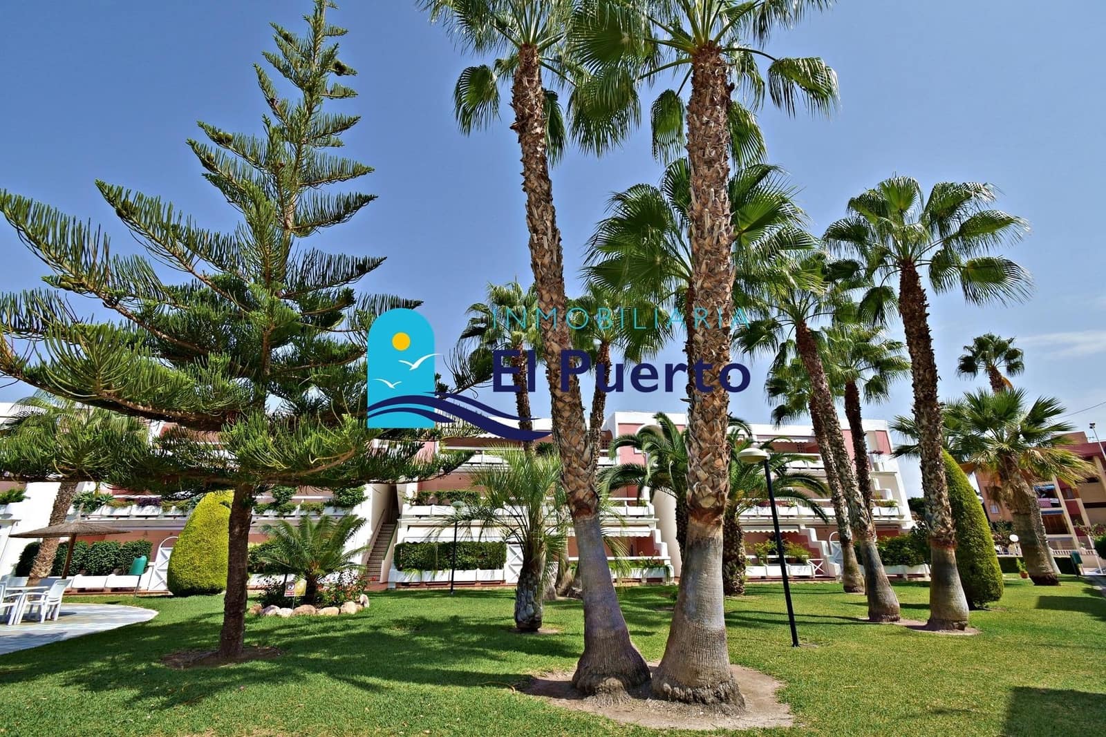 2 bedroom Apartment for sale in Puerto de Mazarron with pool - € 315,000 (Ref: 10017598)