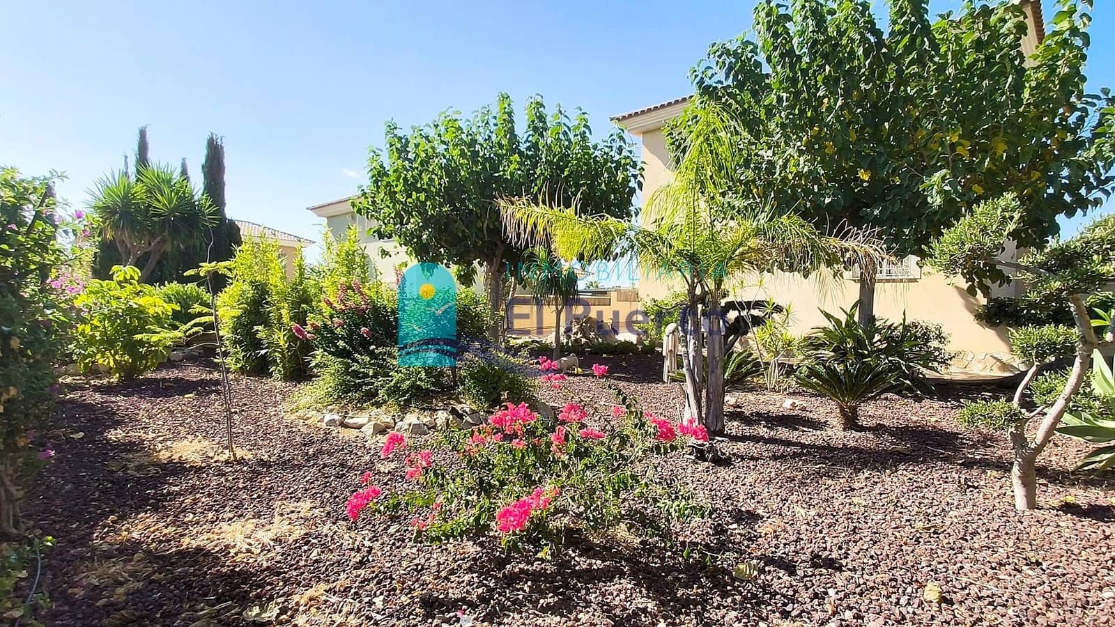 4 soveværelse Villa til salg i Bolnuevo med swimmingpool garage - € 550.000 (Ref: 10027411)