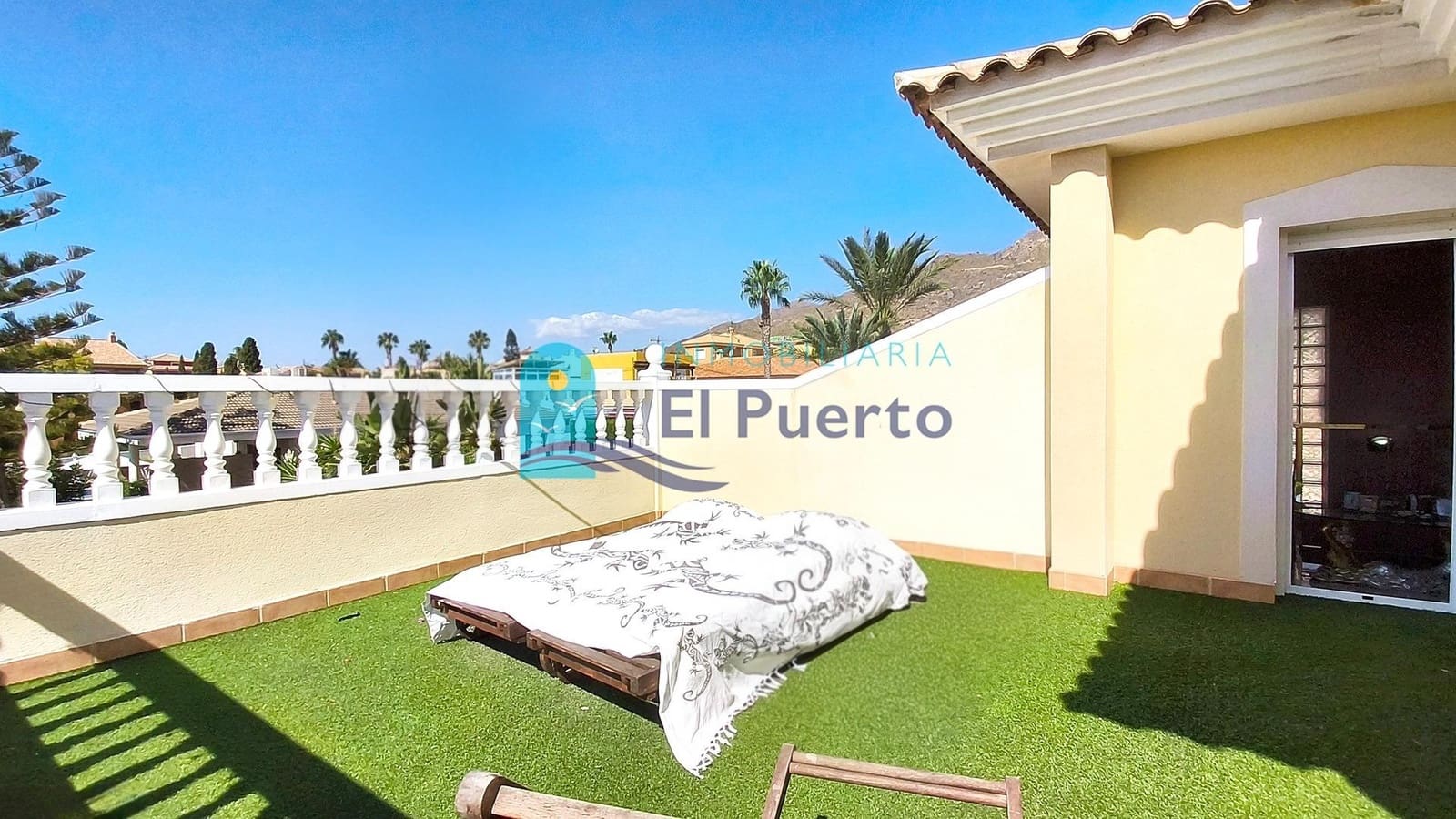 4 bedroom Villa for sale in Bolnuevo with pool garage - € 550,000 (Ref: 10027411)