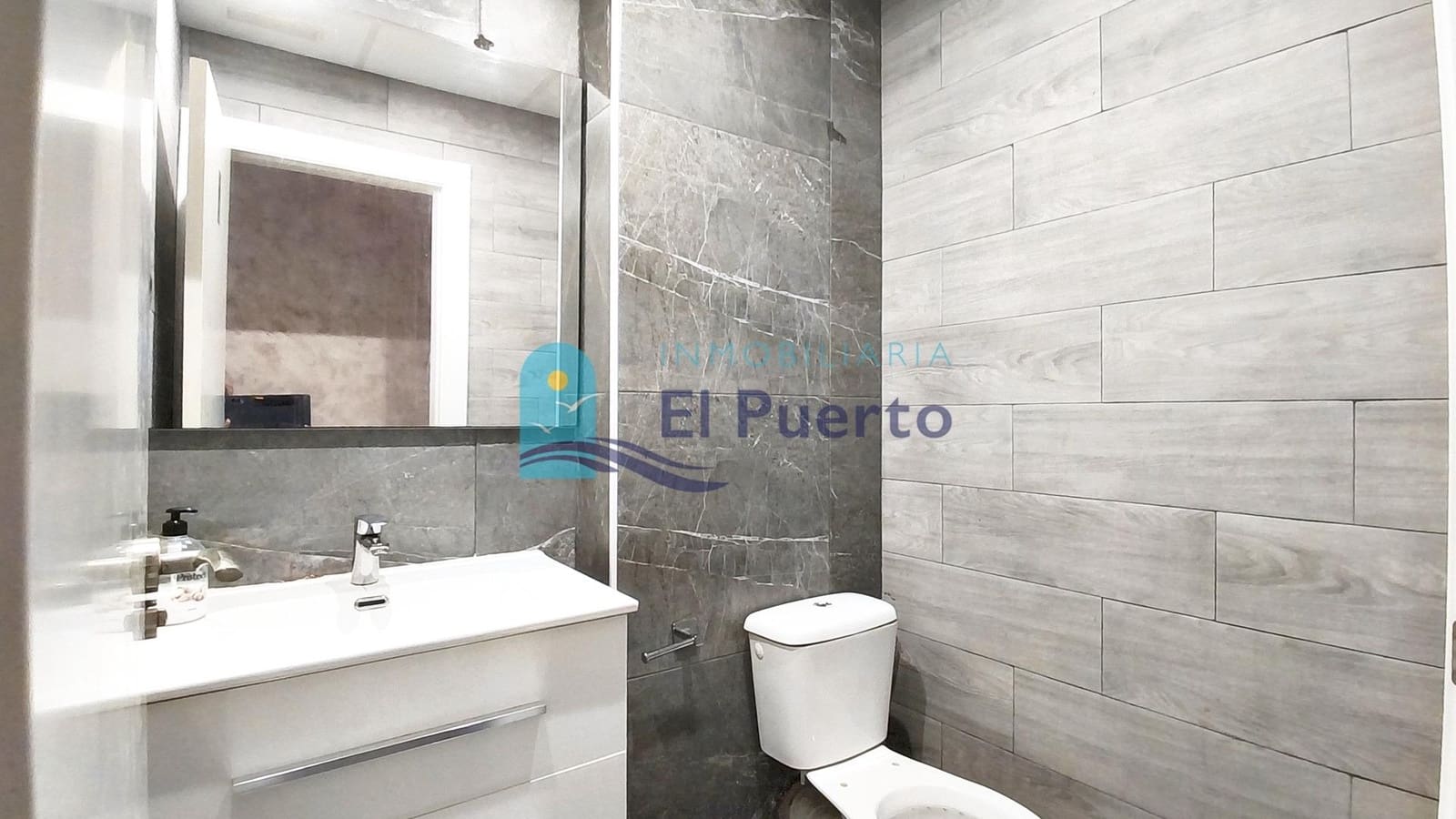 Gewerbe zu verkaufen in Puerto de Mazarron - 126.000 € (Ref: 10062109)