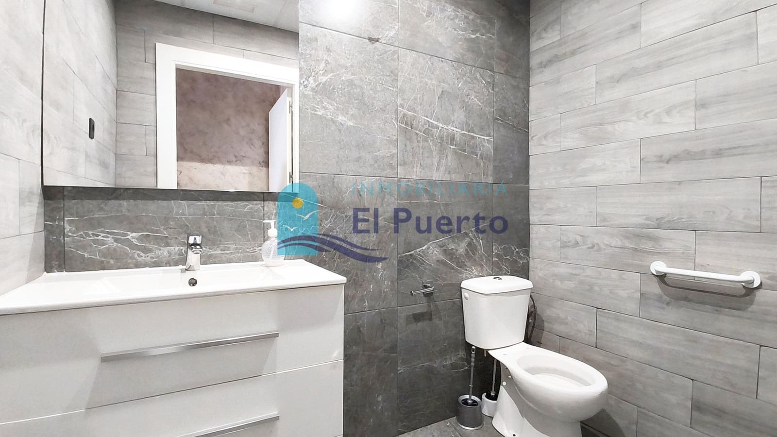 Gewerbe zu verkaufen in Puerto de Mazarron - 126.000 € (Ref: 10062109)