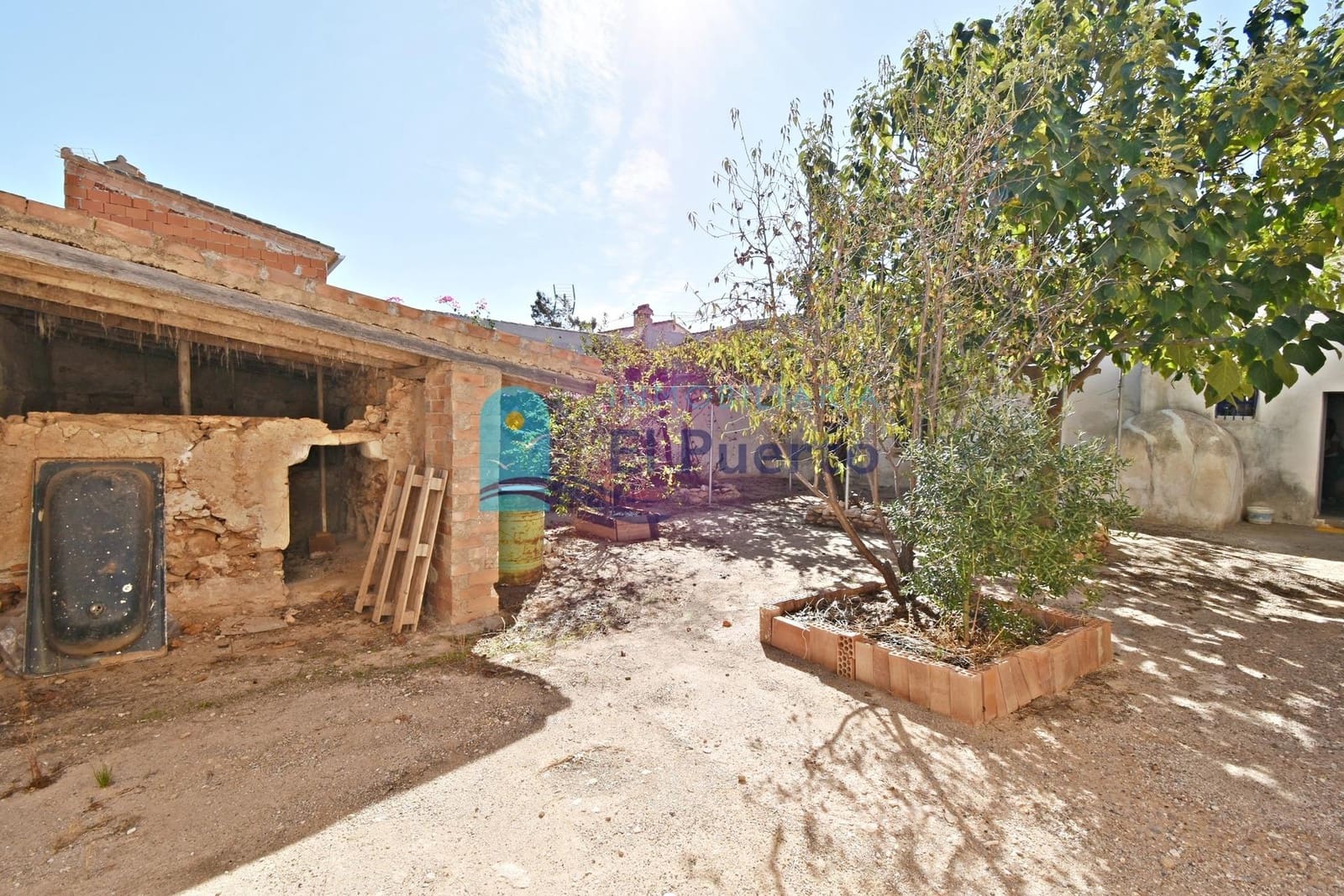 3 camera da letto Finca/Casa di Campagna in vendita in La Magdalena con garage - 100.000 € (Rif: 10100302)