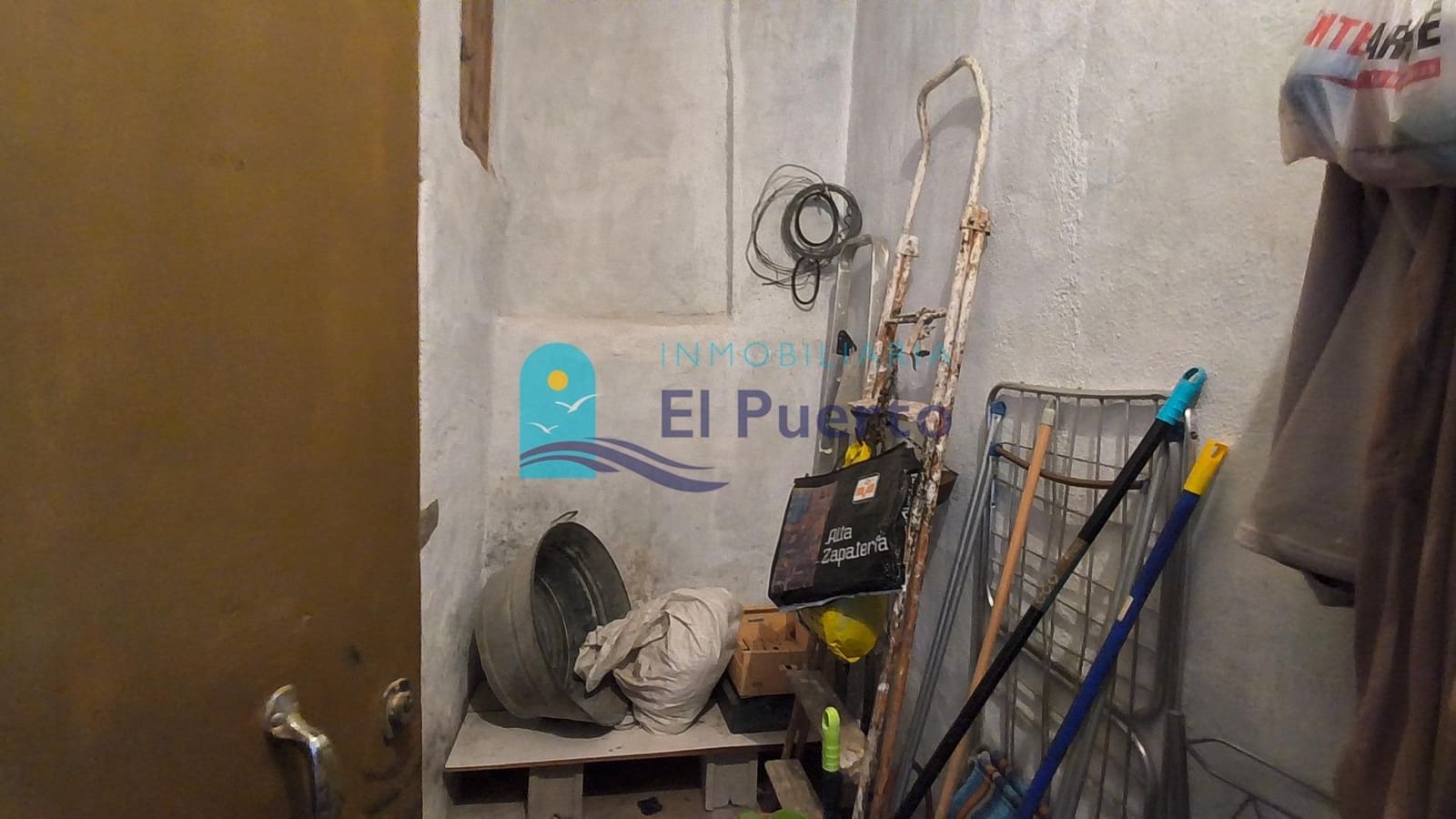 3 slaapkamer Finca/Landhuis te koop in Los Canovas - € 53.000 (Ref: 10132096)