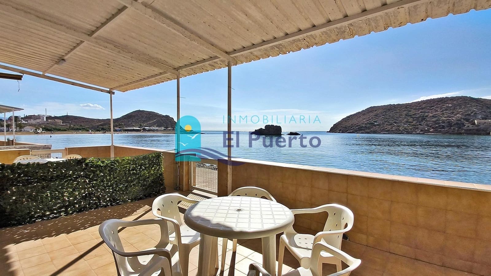6 bedroom Beach Apartment for sale in Puerto de Mazarron - € 250,000 (Ref: 10161595)