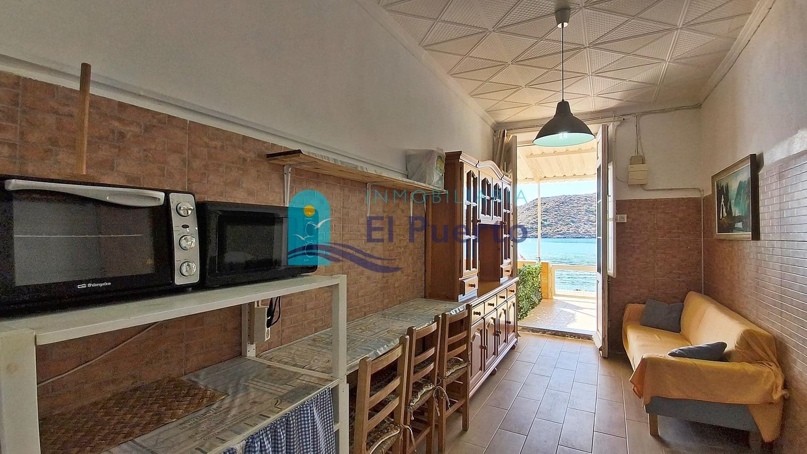 6 bedroom Beach Apartment for sale in Puerto de Mazarron - € 250,000 (Ref: 10161595)