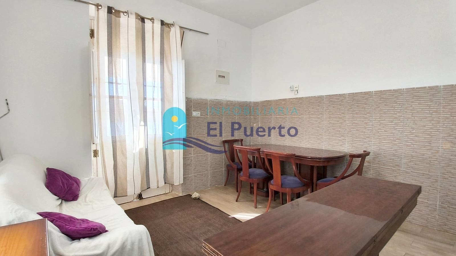 6 bedroom Beach Apartment for sale in Puerto de Mazarron - € 250,000 (Ref: 10161595)