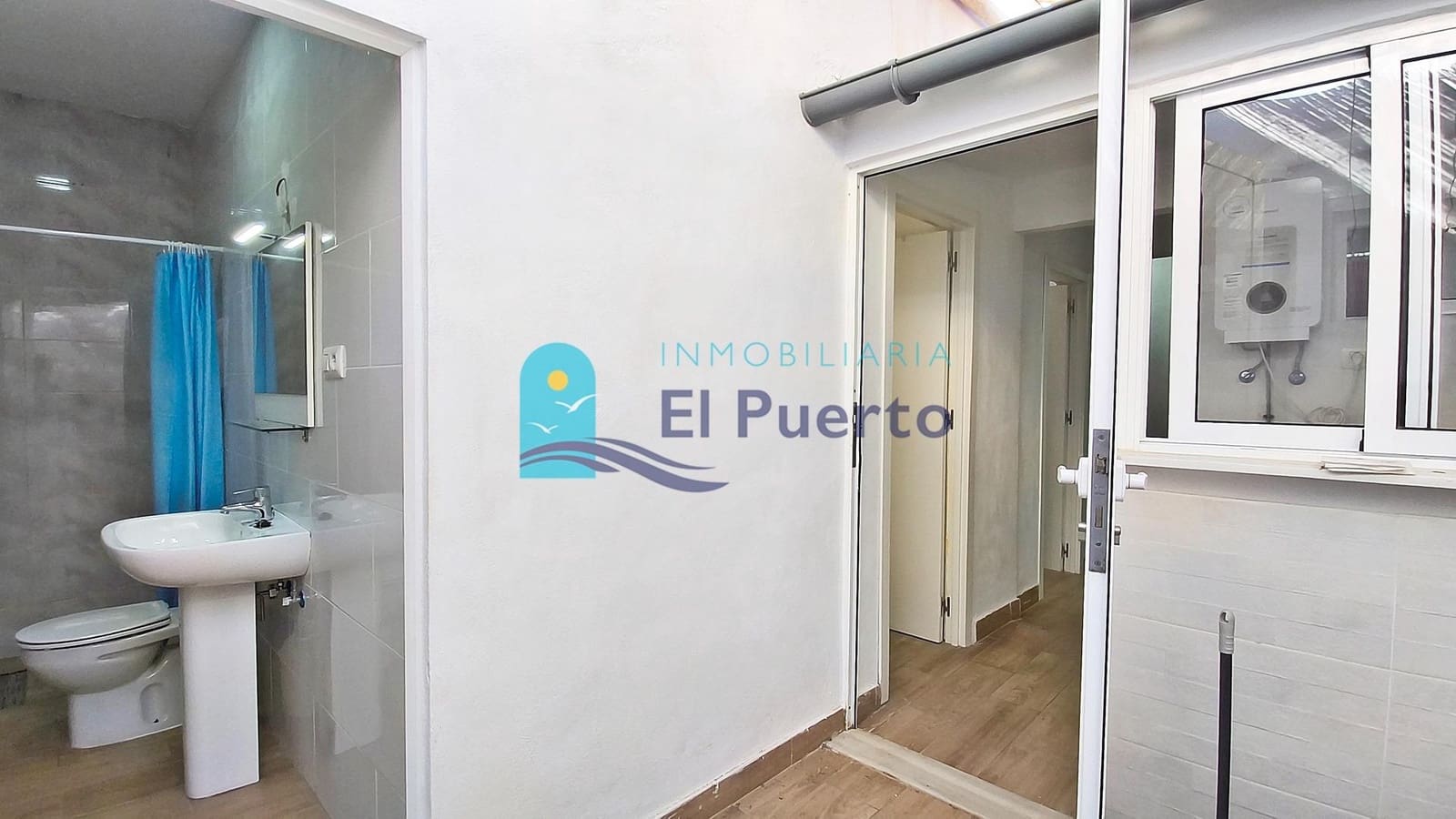 6 bedroom Beach Apartment for sale in Puerto de Mazarron - € 250,000 (Ref: 10161595)