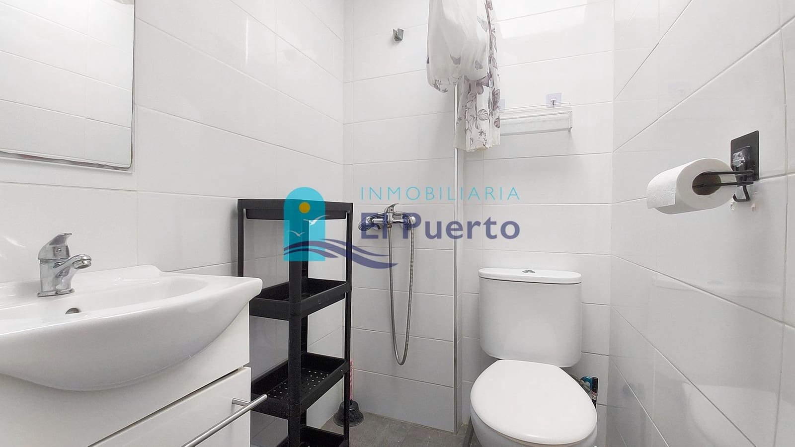 6 bedroom Beach Apartment for sale in Puerto de Mazarron - € 250,000 (Ref: 10161595)