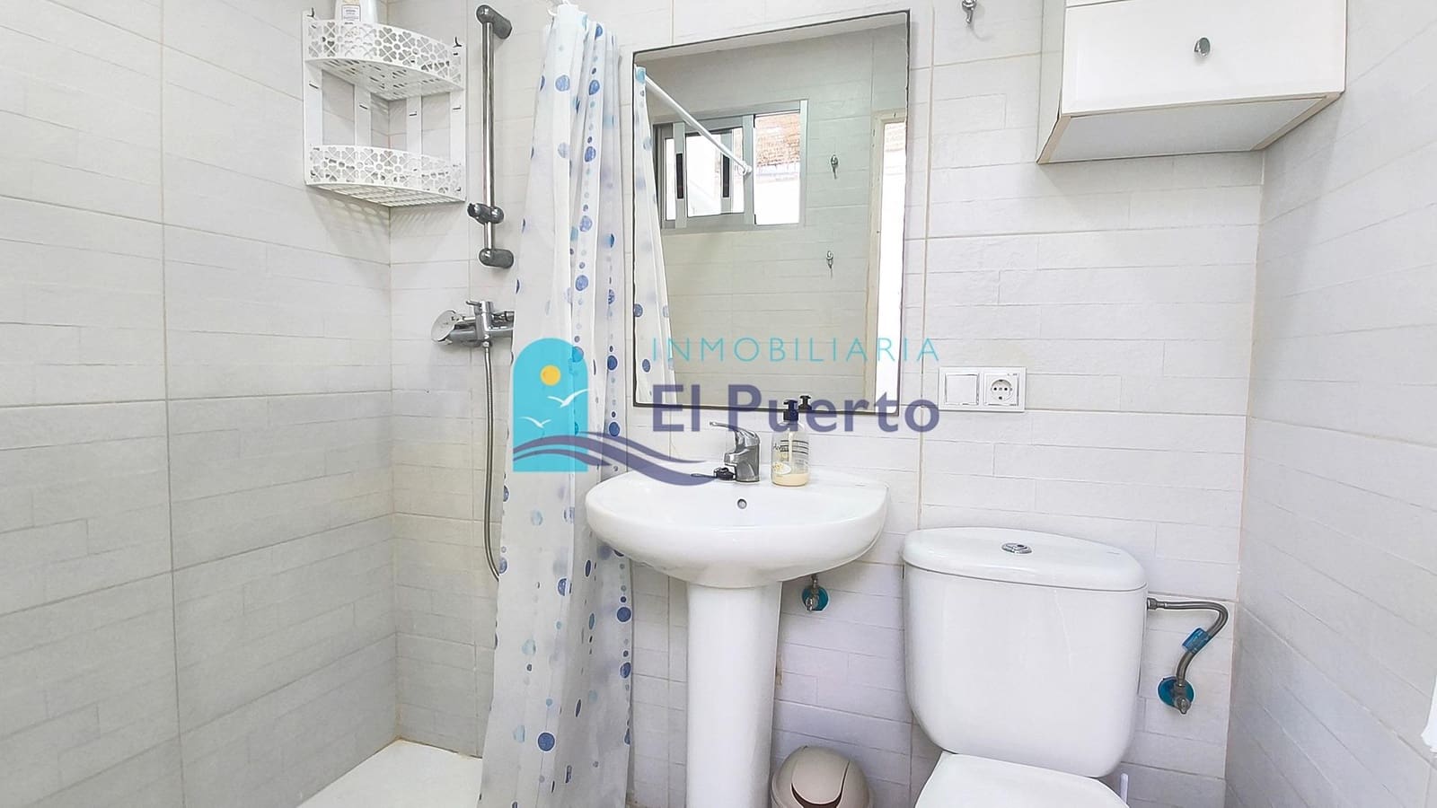 6 bedroom Beach Apartment for sale in Puerto de Mazarron - € 250,000 (Ref: 10161595)
