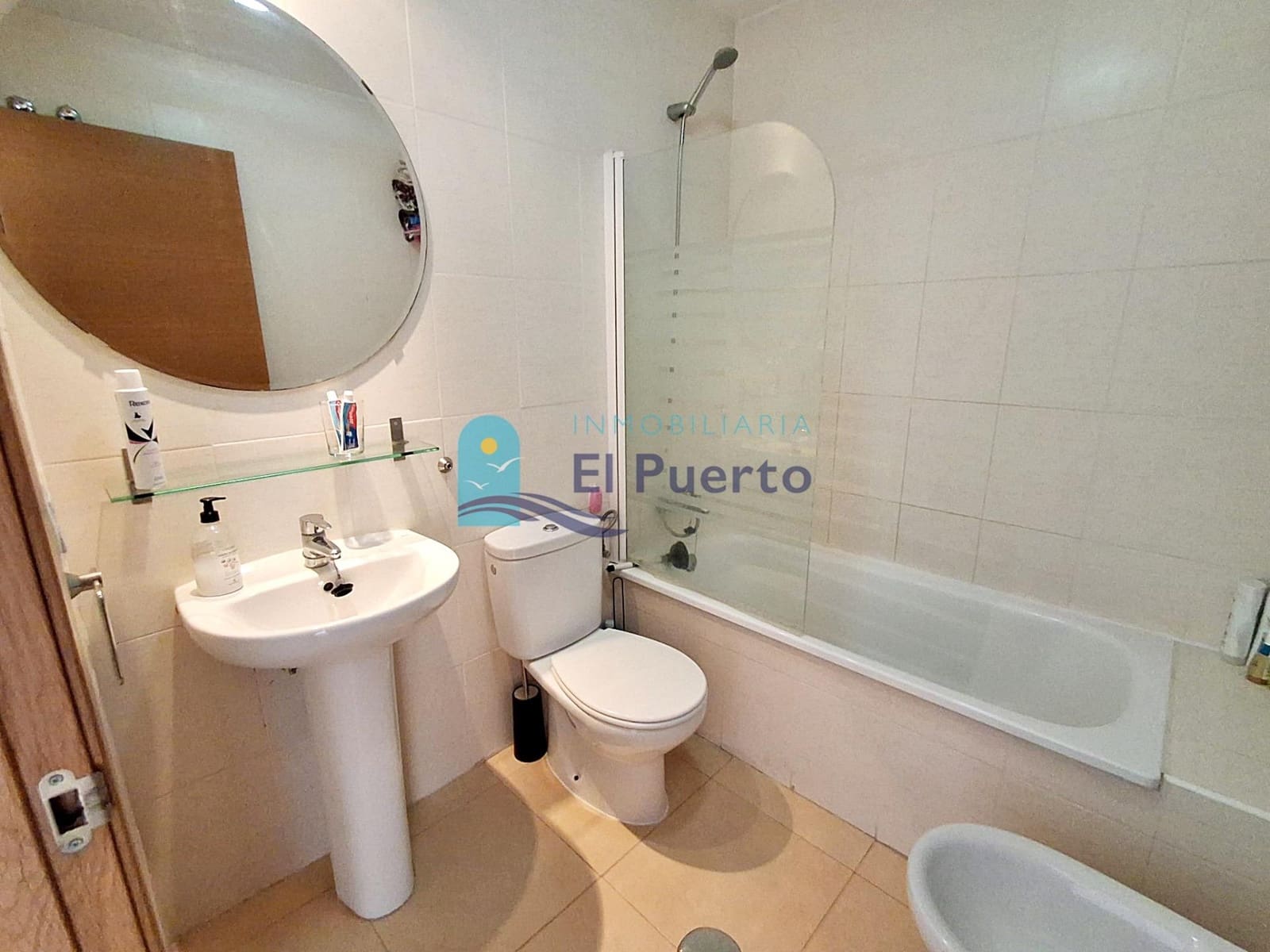 3 chambre Appartement à vendre à Condado de Alhama avec piscine garage - 130 000 € (Ref: 10162299)