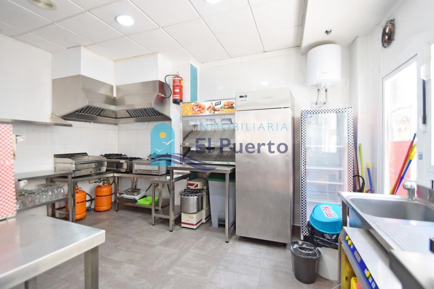Gewerbe zu verkaufen in Puerto de Mazarron - 199.900 € (Ref: 10174068)