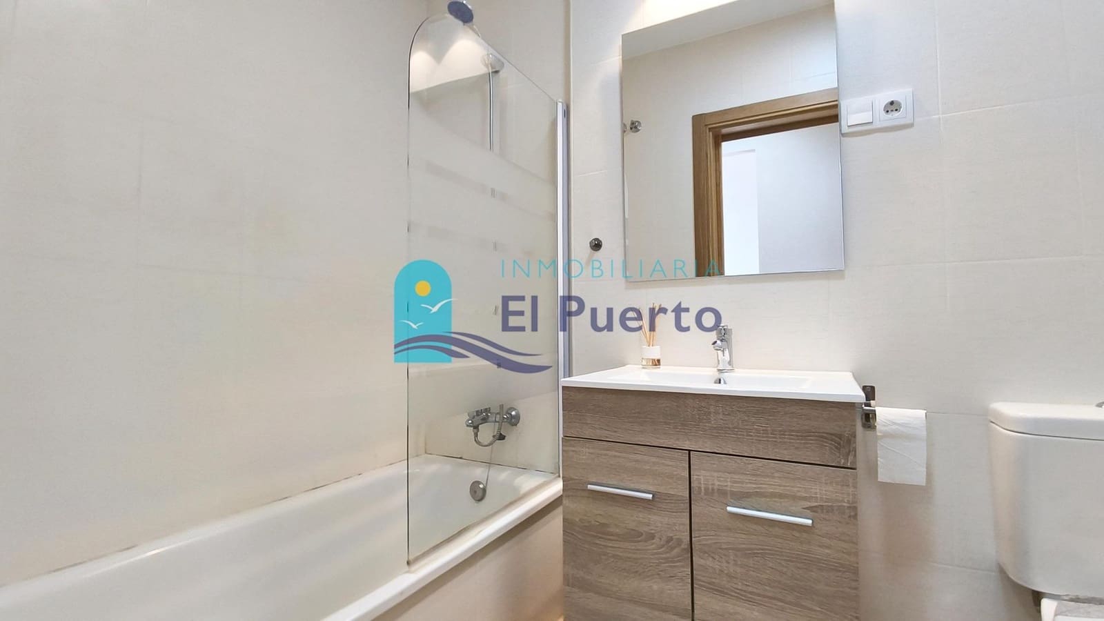 2 soveværelse Lejlighed til salg i Condado de Alhama med swimmingpool - € 124.900 (Ref: 10183027)