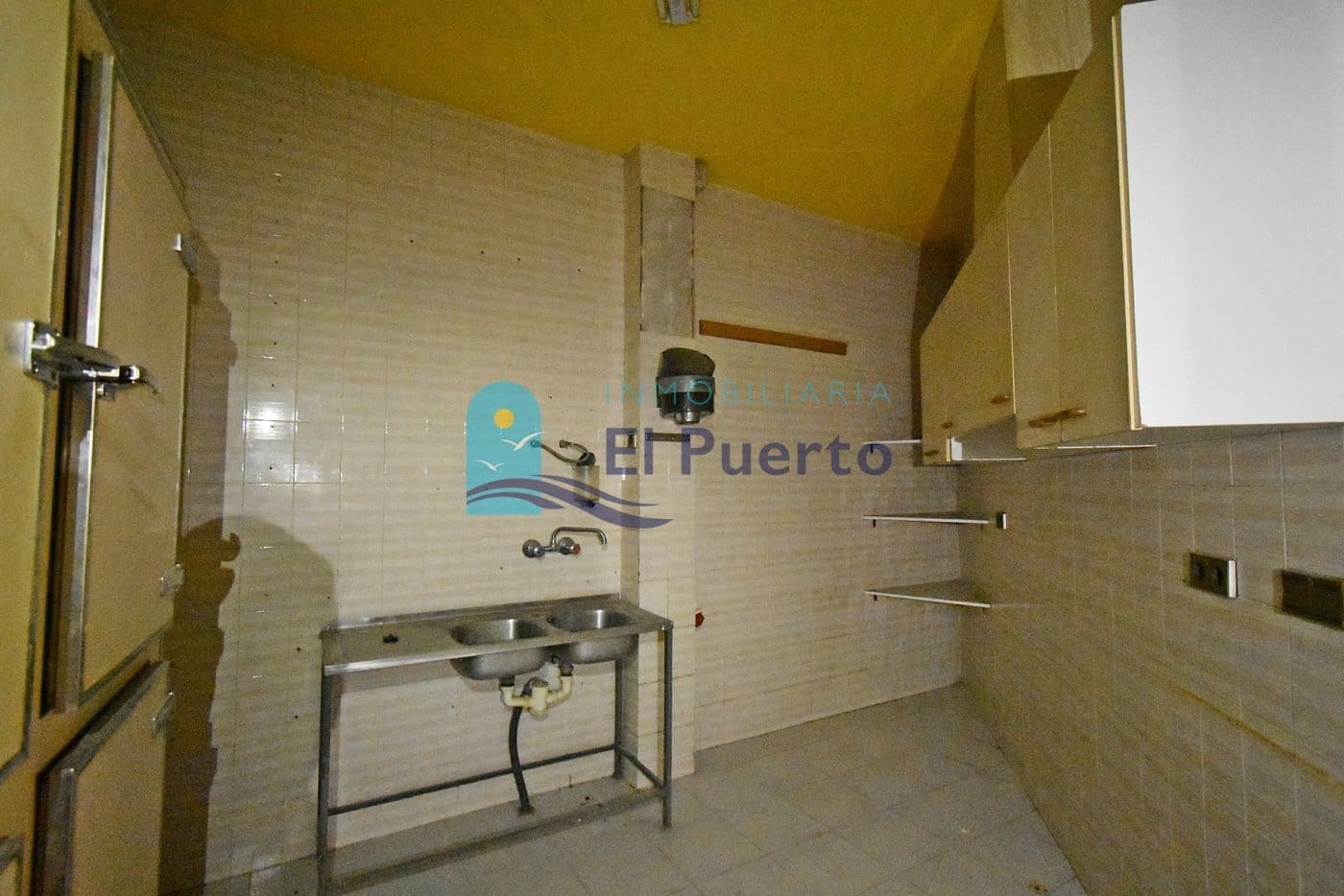 Kommersiell til salgs i Mazarron - € 190 000 (Ref: 6826831)