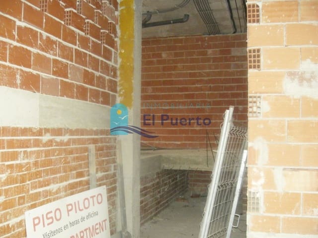 Commercieel te koop in Puerto de Mazarron, Mazarrón - € 59.900 (Ref: 6826881)