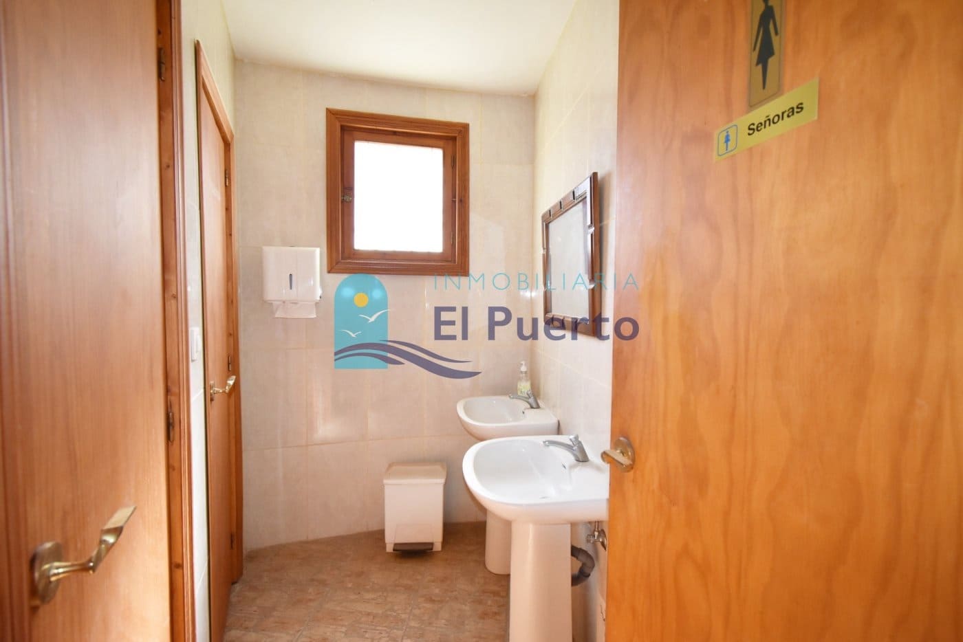 Erhverv til salg i Bolnuevo - € 420.000 (Ref: 6827072)