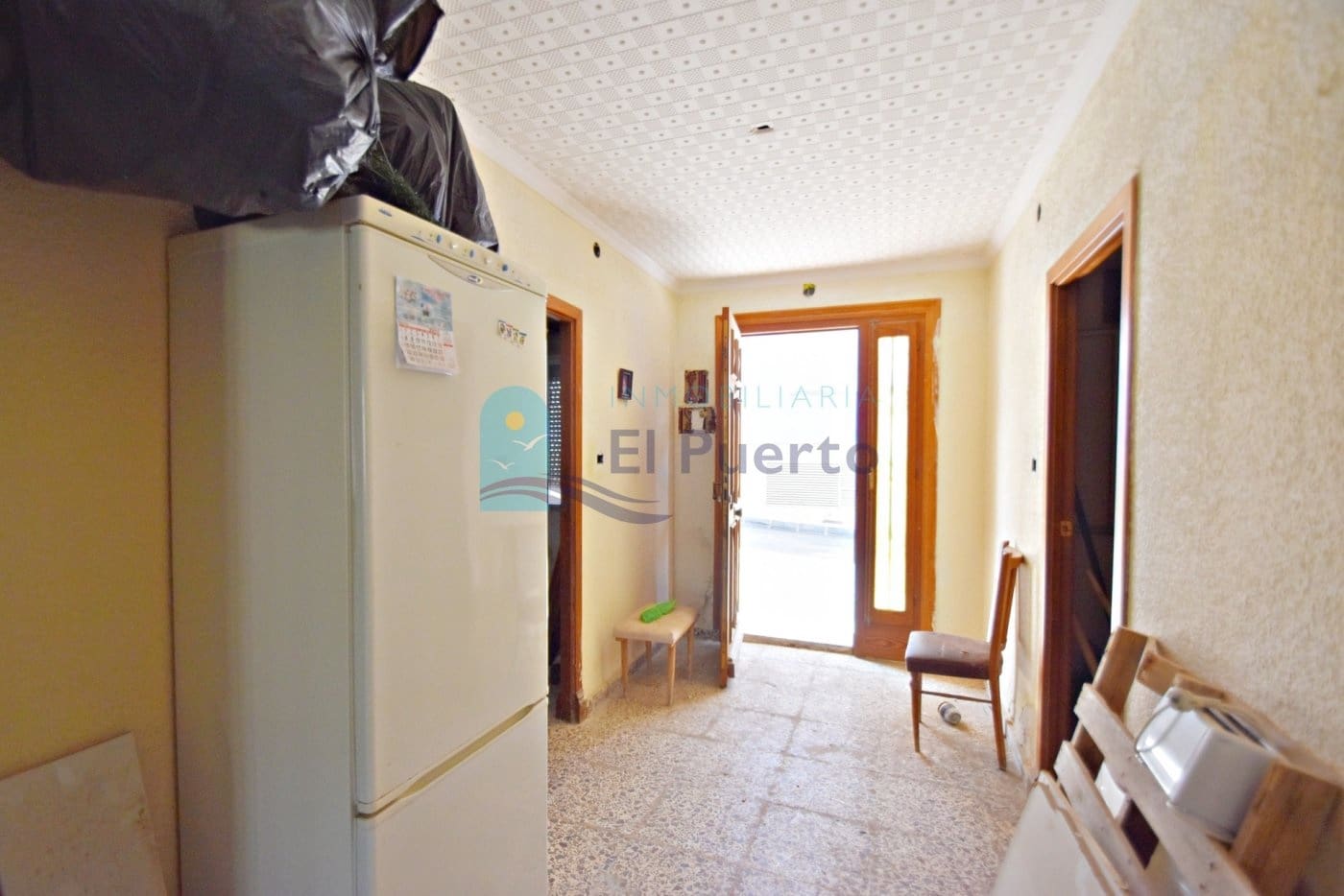 5 bedroom Villa for sale in Mazarron - € 145,000 (Ref: 6860433)