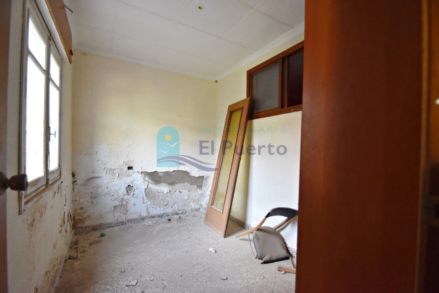 5 bedroom Villa for sale in Mazarron - € 145,000 (Ref: 6860433)