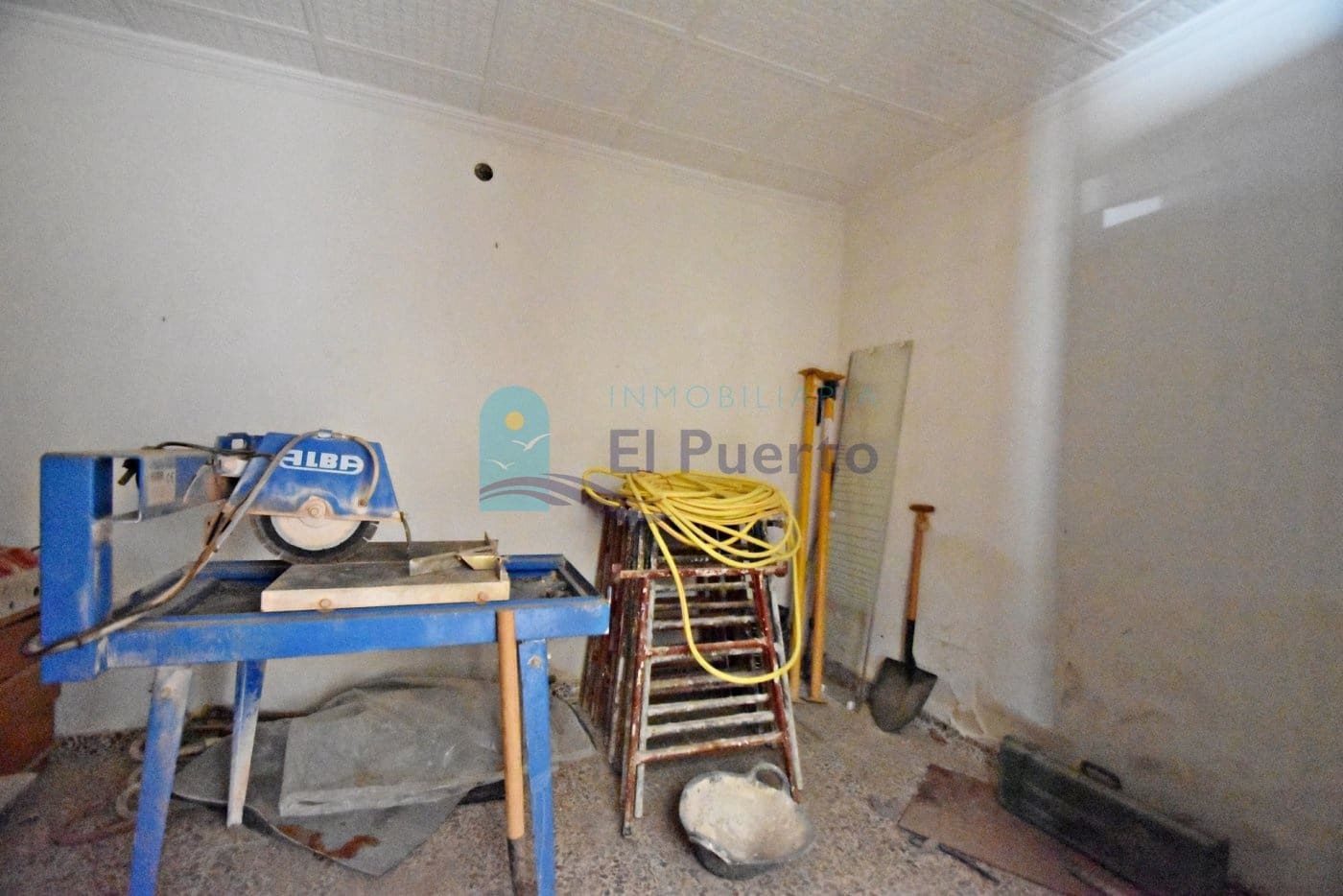 5 bedroom Villa for sale in Mazarron - € 145,000 (Ref: 6860433)