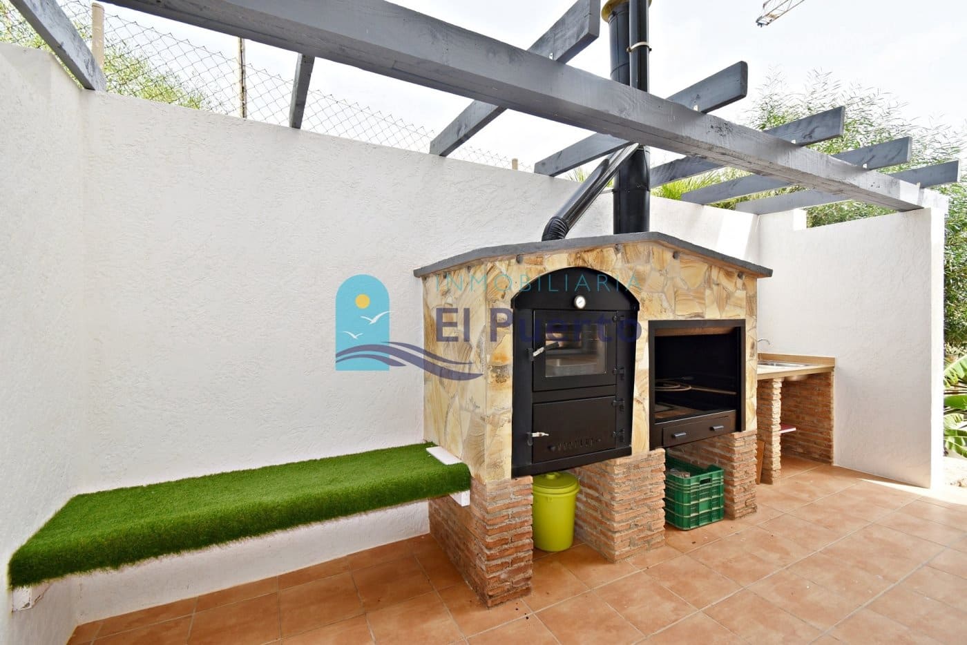 5 soverom Villa til salgs i Isla Plana med svømmebasseng garasje - € 1 399 000 (Ref: 7059162)