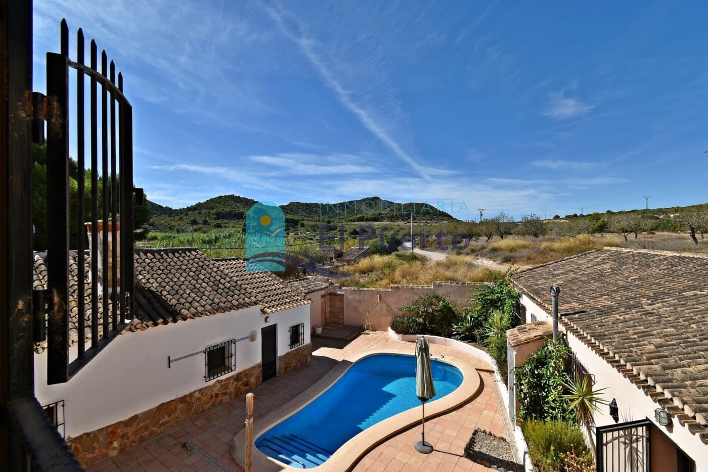 6 soveværelse Finca/Landehus til salg i Mazarron med swimmingpool - € 340.000 (Ref: 7074854)
