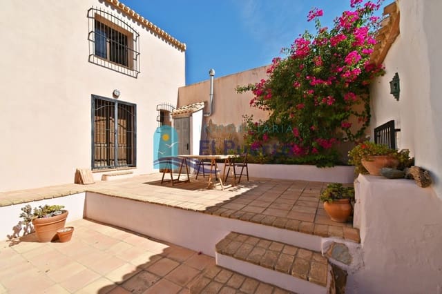 6 soveværelse Finca/Landehus til salg i Mazarrón med swimmingpool - € 340.000 (Ref: 7074854)