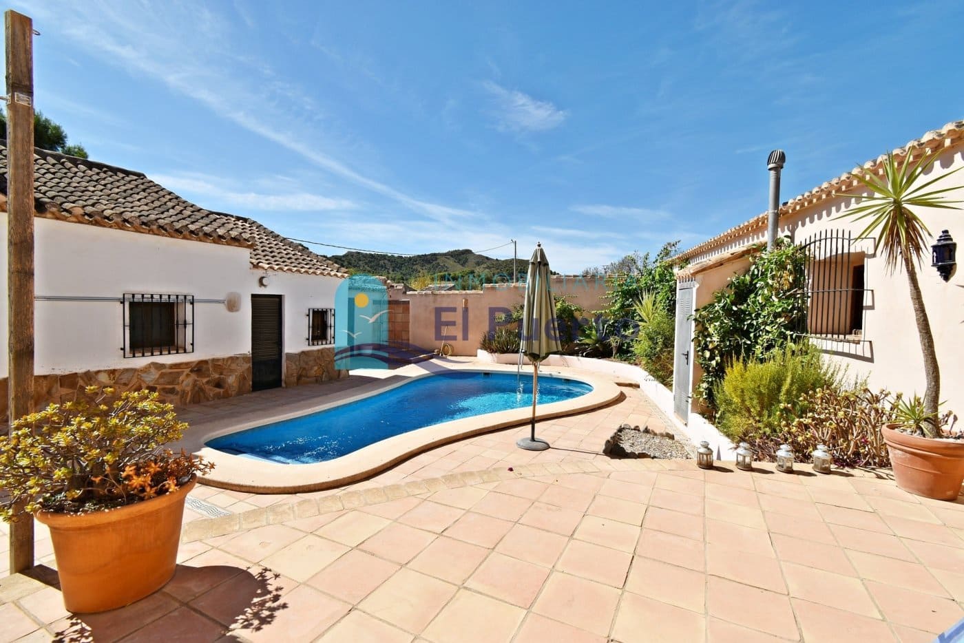 6 soveværelse Finca/Landehus til salg i Mazarron med swimmingpool - € 340.000 (Ref: 7074854)