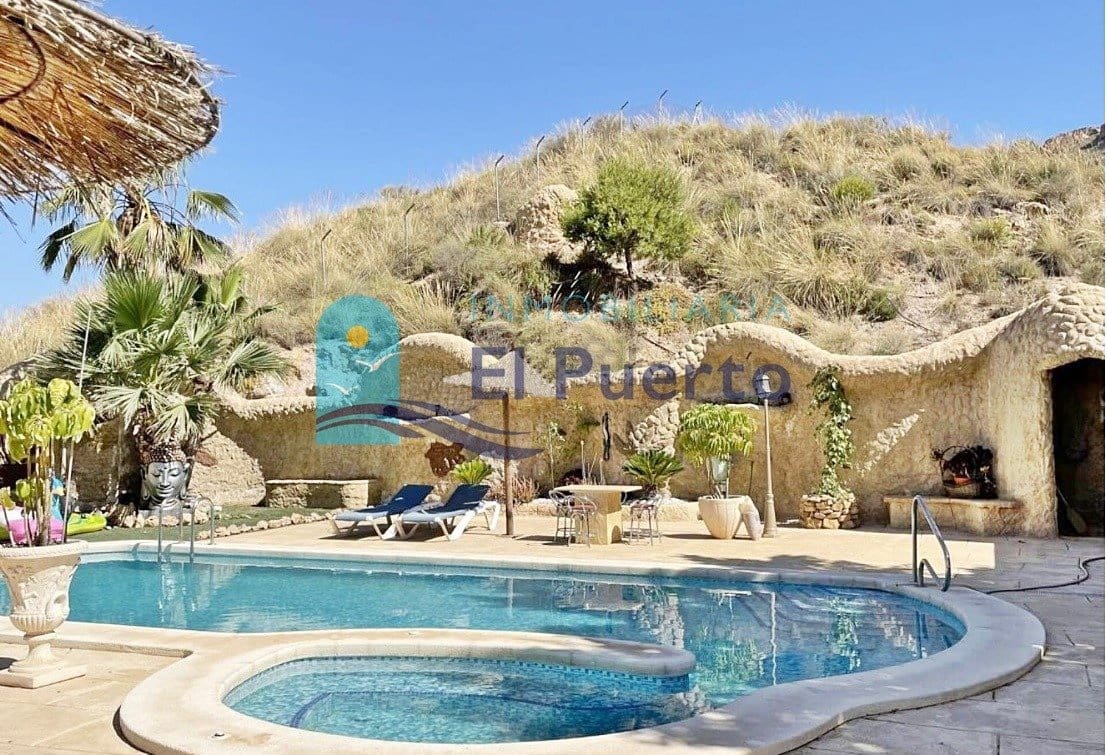 4 soveværelse Finca/Landehus til salg i Mazarron med swimmingpool - € 365.000 (Ref: 7251416)