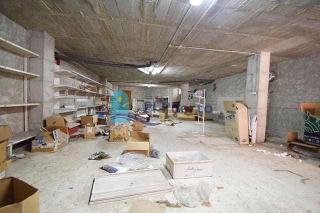 Commercieel te koop in Puerto de Mazarron, Mazarrón met garage - € 320.000 (Ref: 7351450)