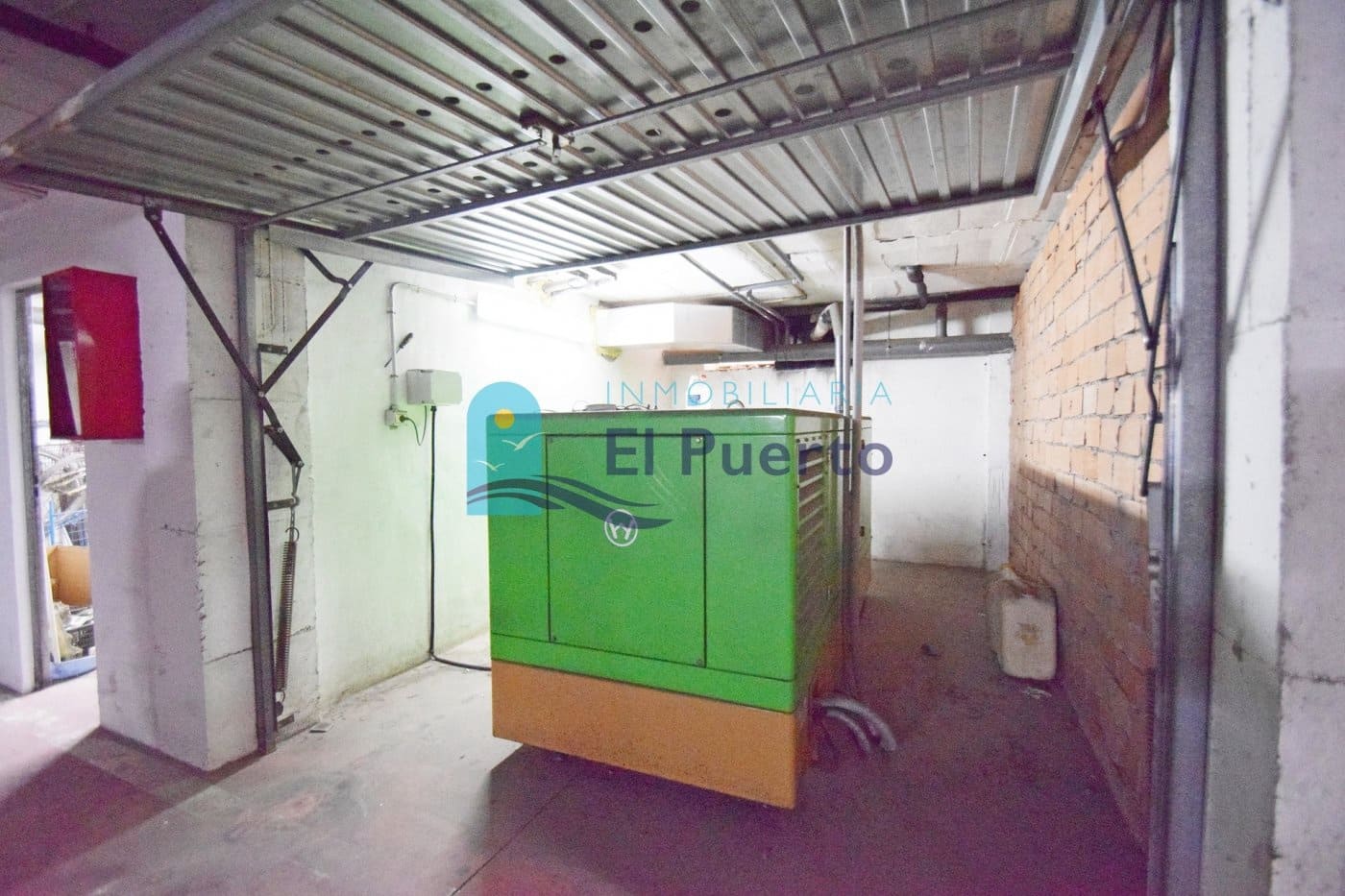 Kommersiell til salgs i Puerto de Mazarron med garasje - € 209 900 (Ref: 7363608)