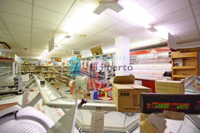 Commercieel te koop in Puerto de Mazarron, Mazarrón met garage - € 209.900 (Ref: 7363608)